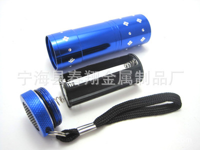 廠家直銷9LED雕花CX-303迷你手電筒 —— 寧海縣春翔金屬制品廠跑量款首選